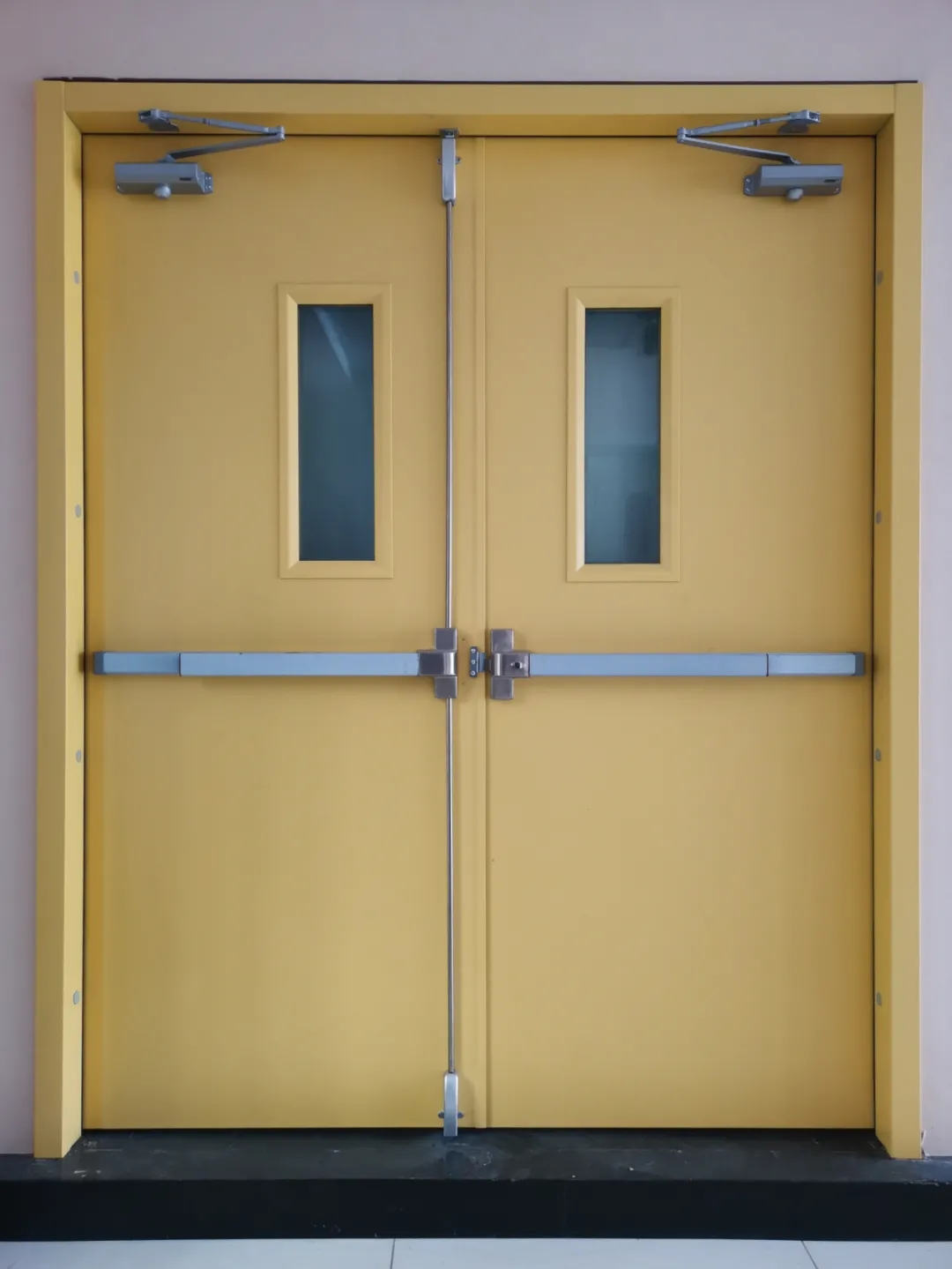 鋼質(zhì)防火門(mén)